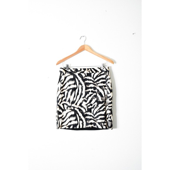 Ann Taylor Dresses & Skirts - Ann Taylor Pencil Skirt Womens 8 Black Zebra Ikat Modern Professional Mini Skirt